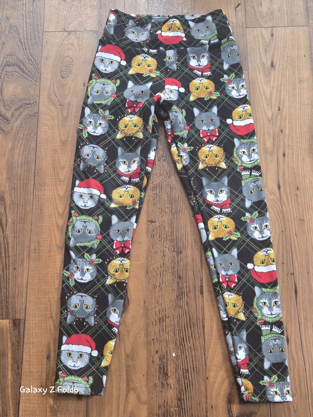 No Boundaries Black Holiday Cat Print Kids Leggings